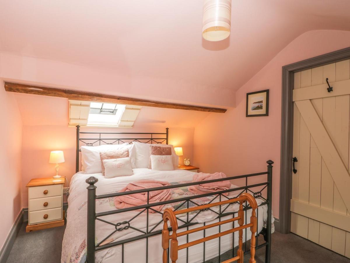 Honey Bee Cottage Скарборо Экстерьер фото